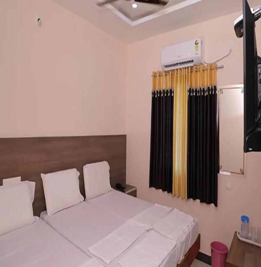 Fabhotel Nb Venkateswara Grand Inn Tirupati Bagian luar foto
