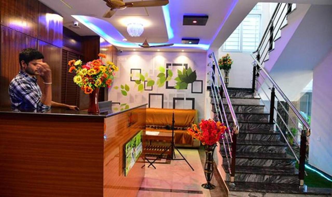 Fabhotel Nb Venkateswara Grand Inn Tirupati Bagian luar foto