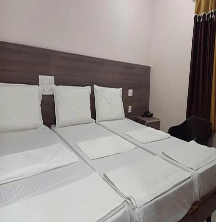 Fabhotel Nb Venkateswara Grand Inn Tirupati Bagian luar foto