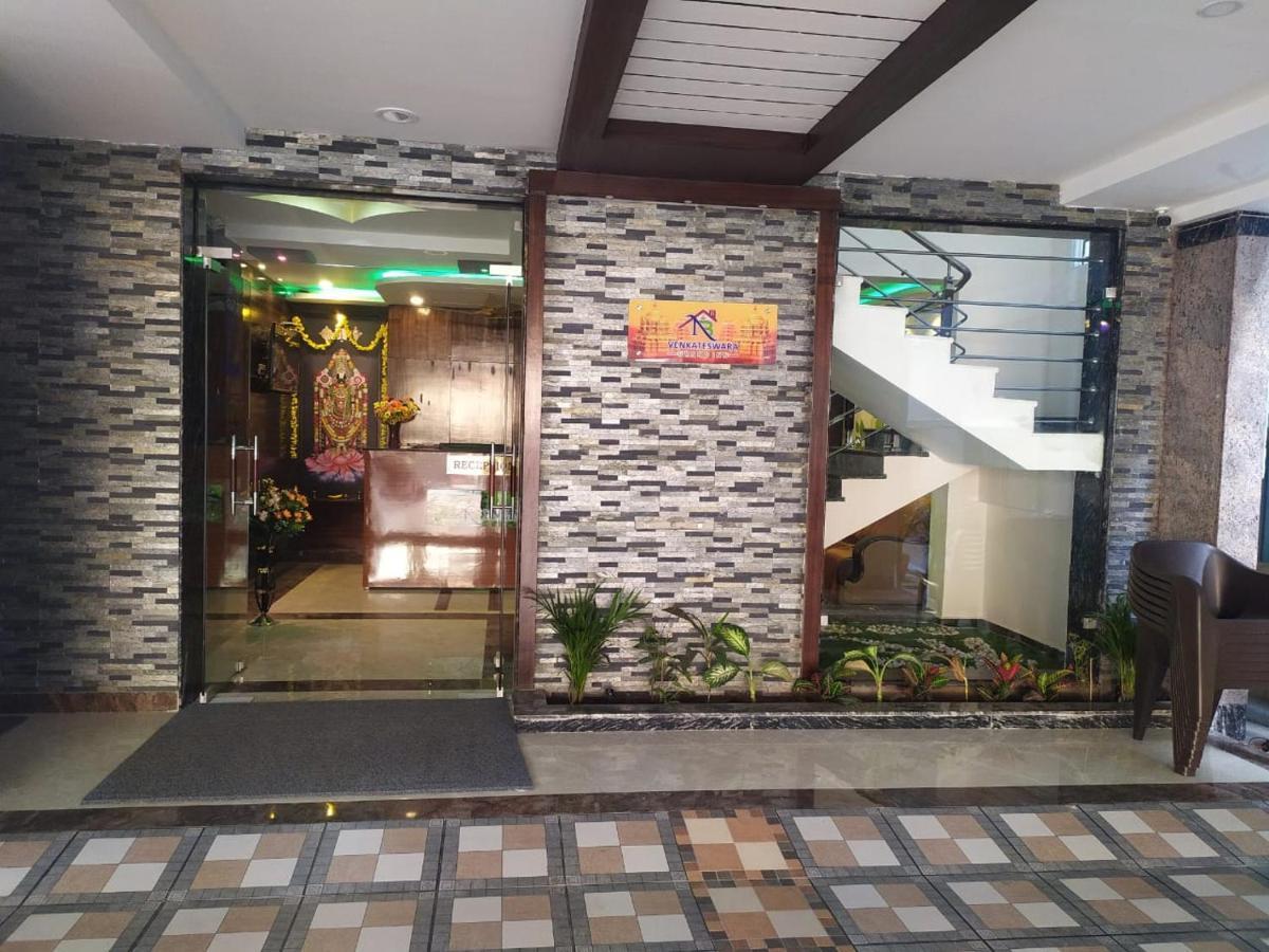 Fabhotel Nb Venkateswara Grand Inn Tirupati Bagian luar foto